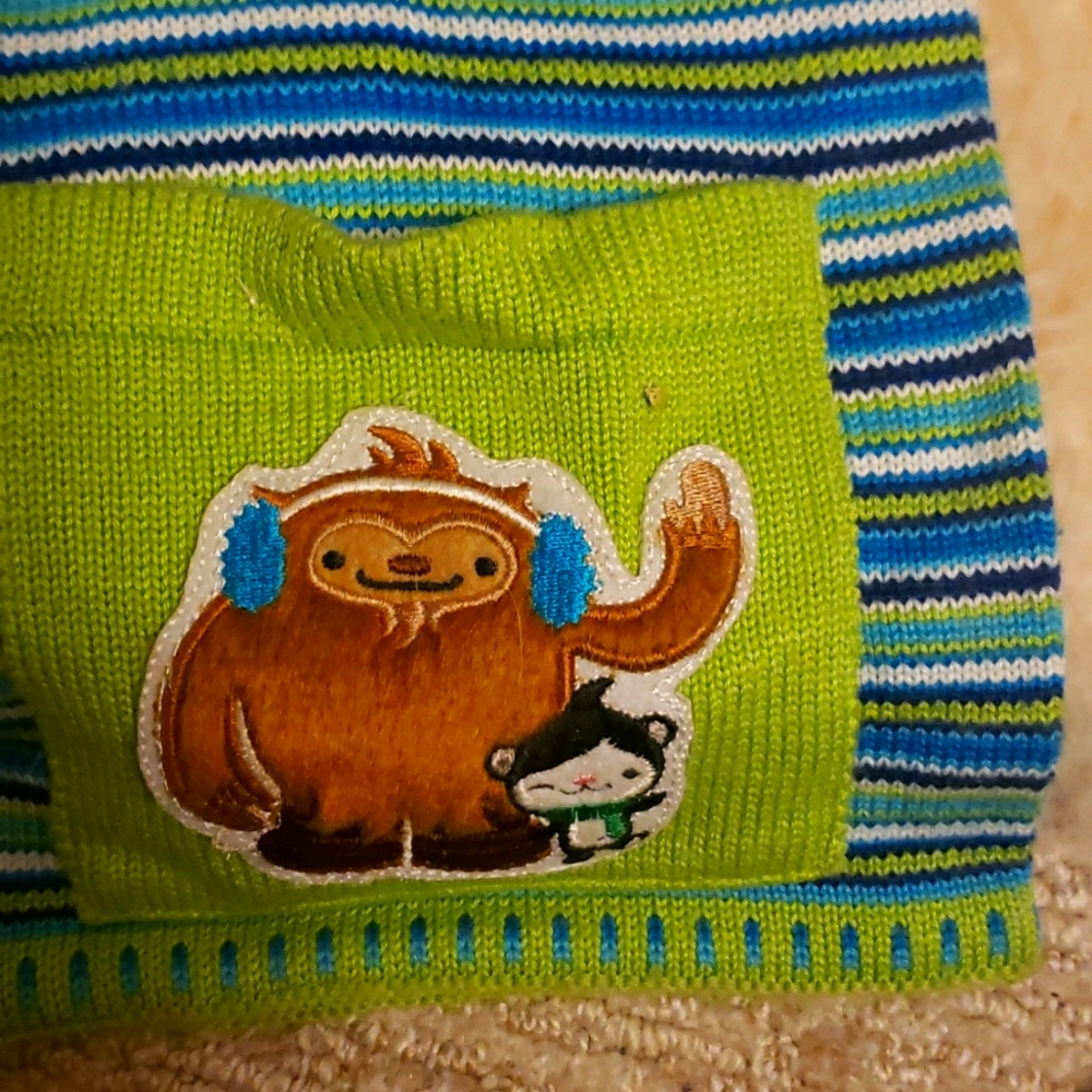 2010 Vancouver Olympics collectible scarf with panda hat